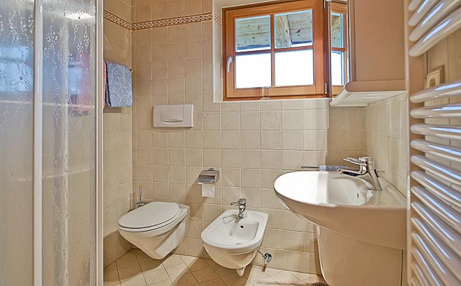 bathroom appartment 2